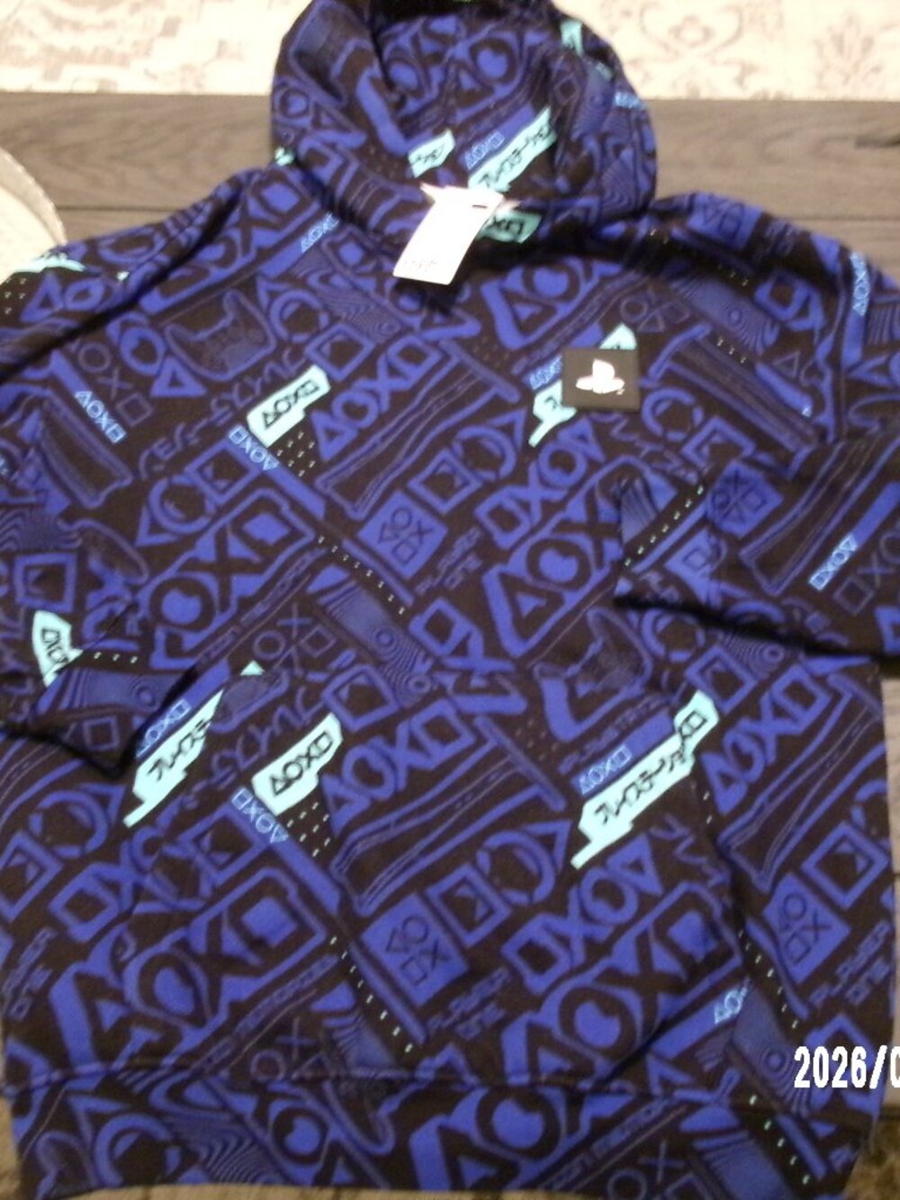 New PlayStation Big Kids Sweatshirt Hoodie 20 Black H&M officially licensed  $35